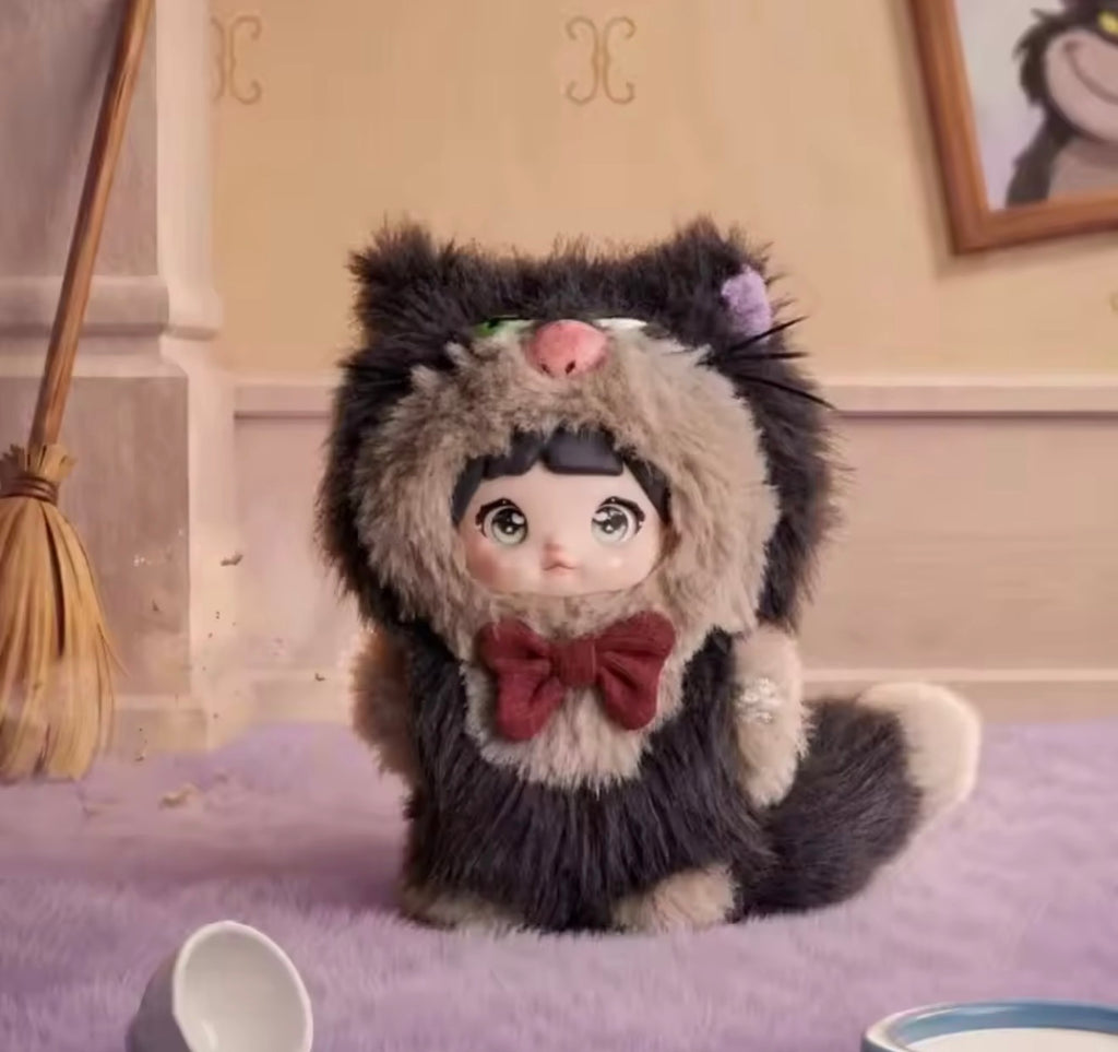 Nommi Dreamy Cat Tales